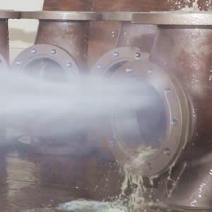 Industrial pressure cleaning of machinery
