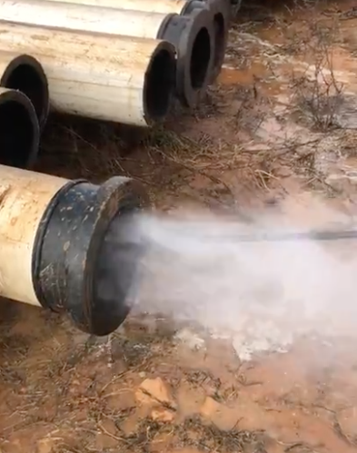 Industrial pressure cleaning of pipes