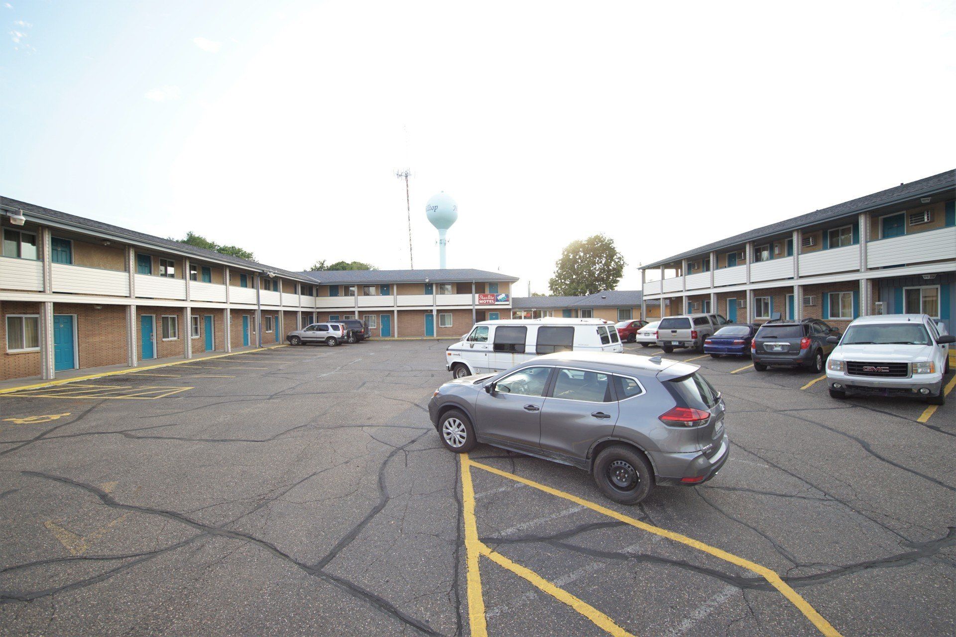 Iconic Motel Near Minneapolis, MN Starlite Motel 55" LED TV