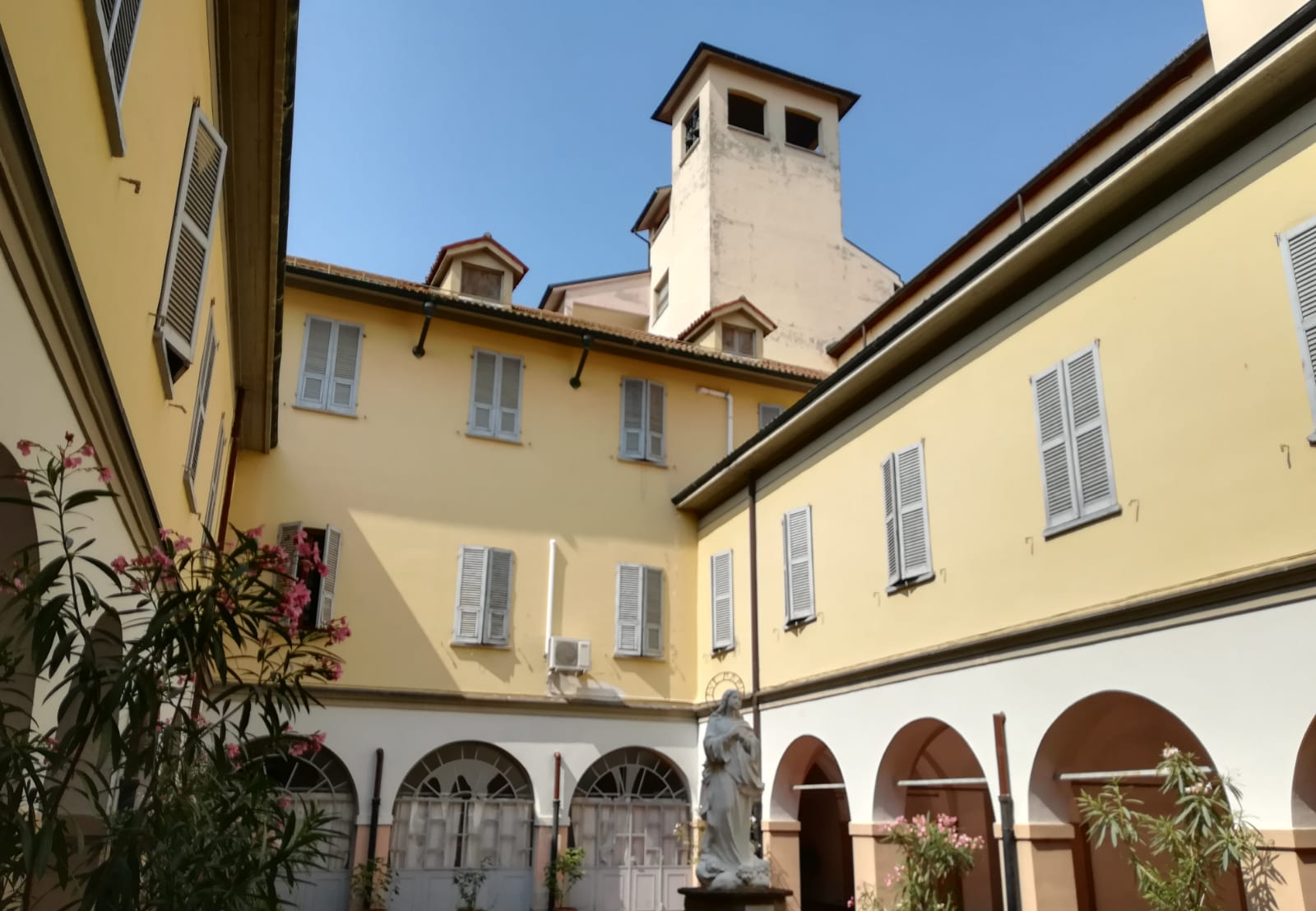 Istituto Paritario Del Majo Via Amendola Pagani Sa Progetto educativo | Voghera | Istituto Paritario Sacra Famiglia