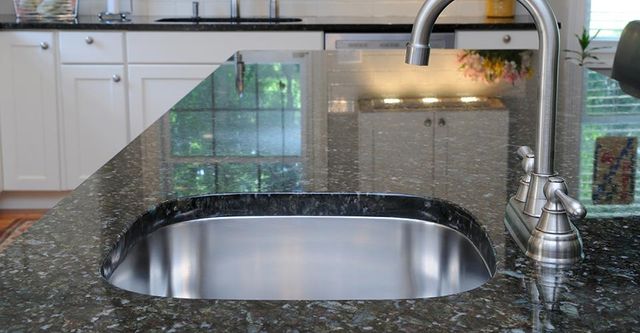 Tips To Choose The Right Granite Countertops For Your Home