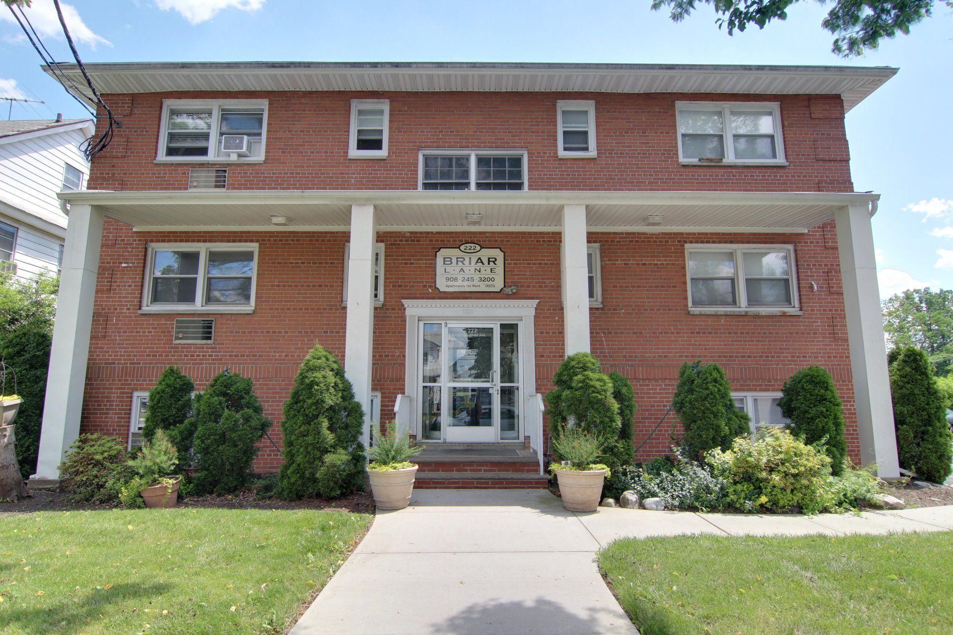 Briar Lane Apartments