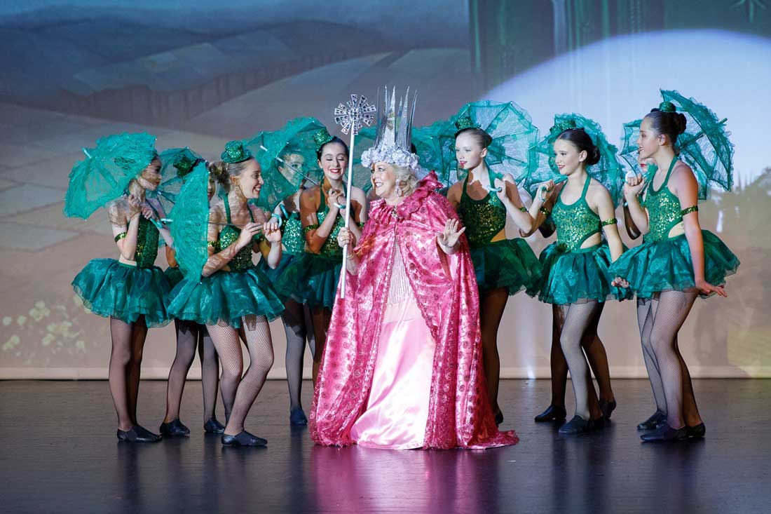 2018 End of the Year witch performance