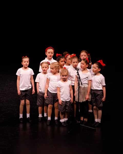 children singing