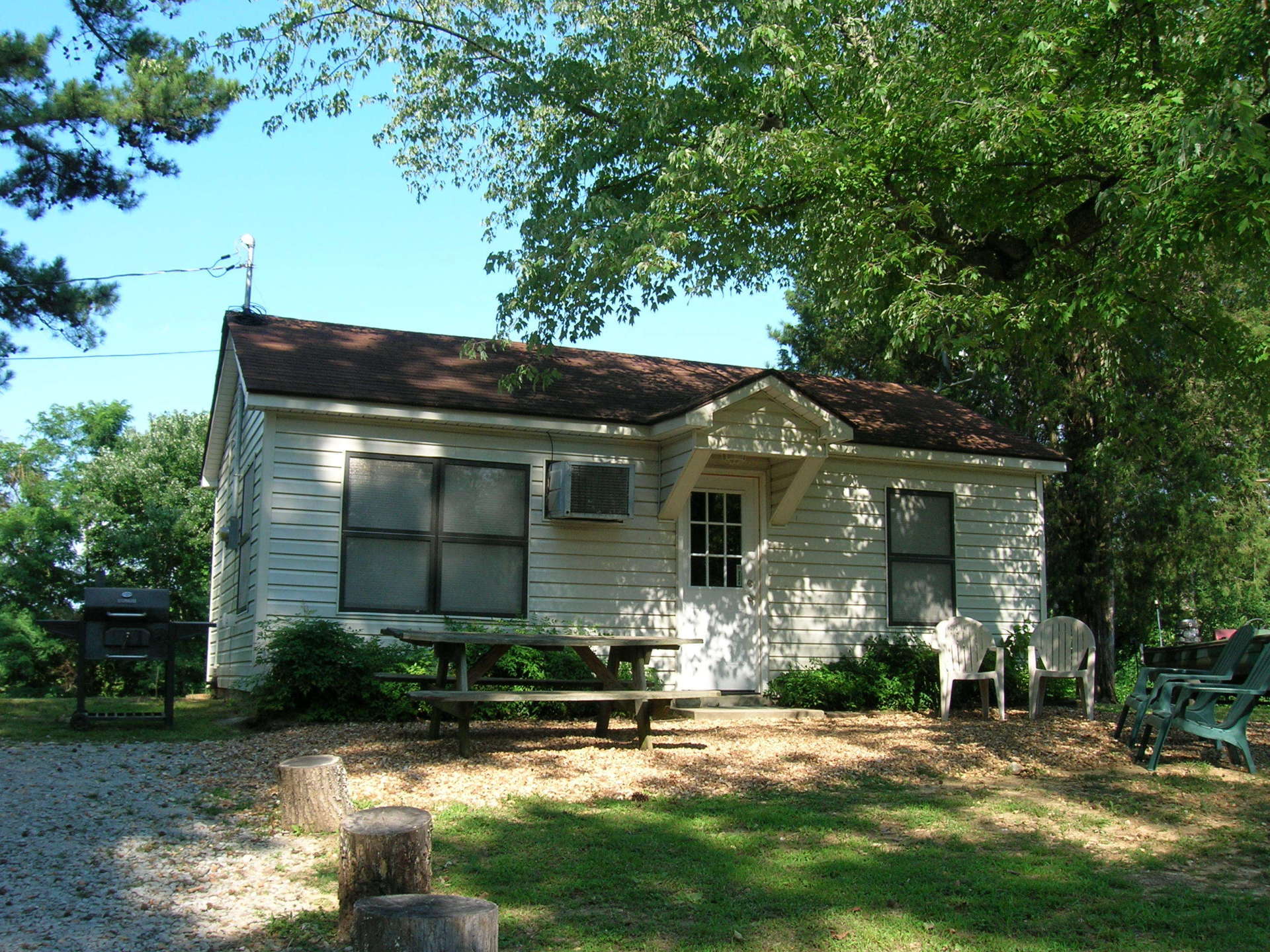 Pleasant View Resort Kentucky Lake Getaway Springville, TN