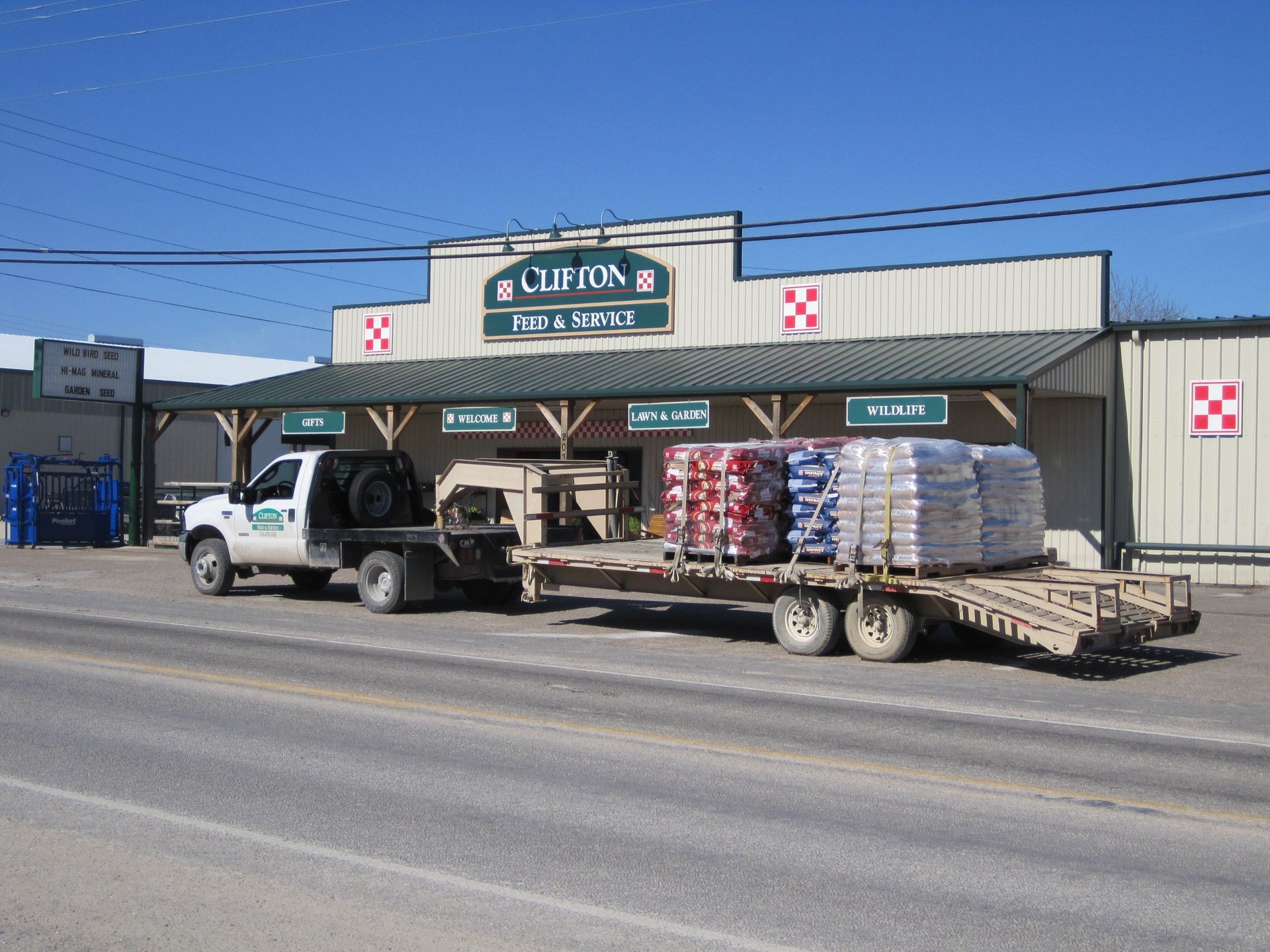 Large Animal Feed Dealers Near Waco TX