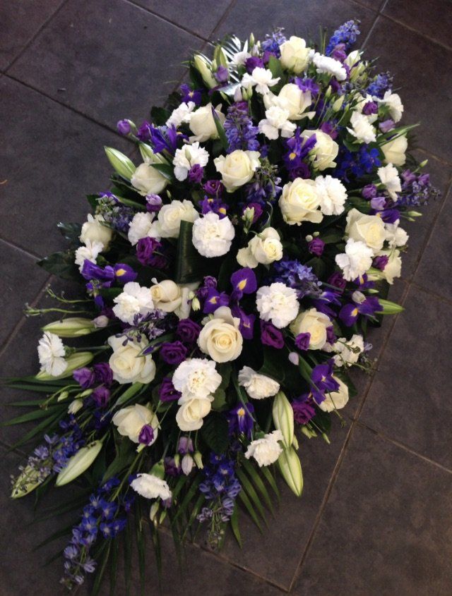 Bespoke funeral flowers | Tiger Lily Flowers