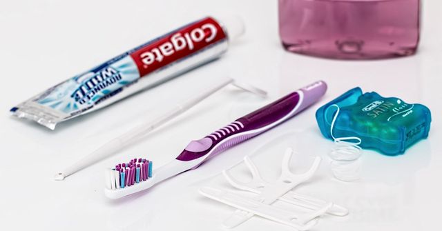 how to clean your teeth