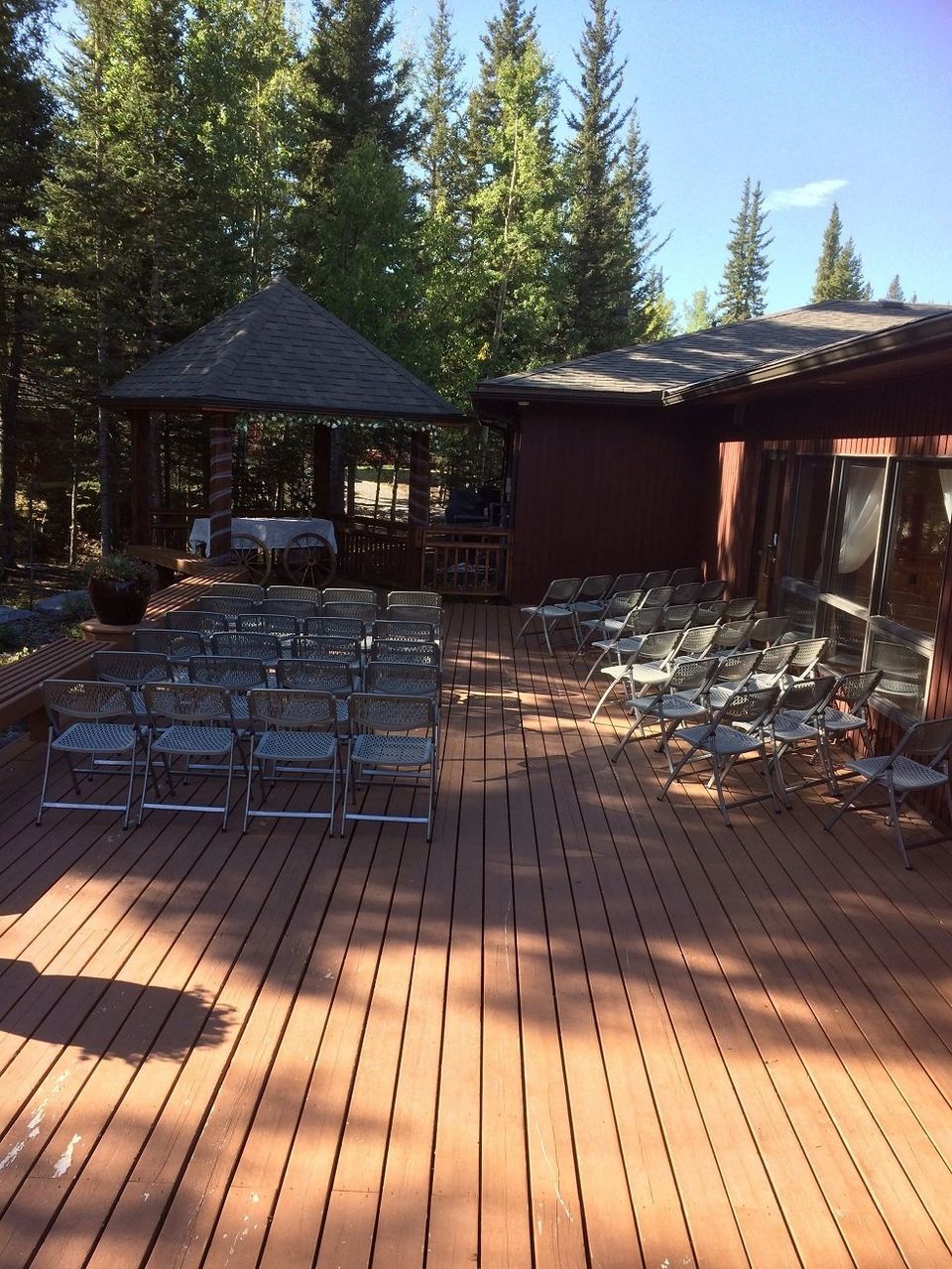 Community Redwood Meadows Townsite