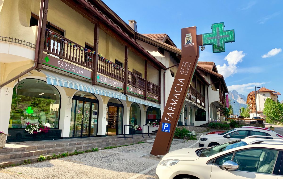 Esterni della farmacia