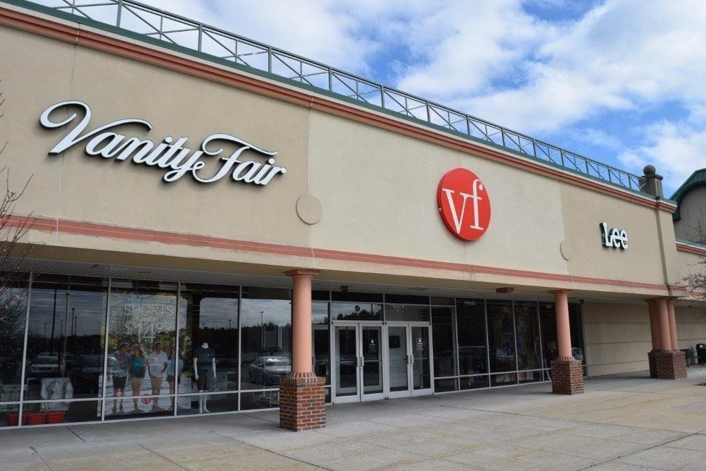 Premium Outlets Suffolk & Nassau County, NY Store Directory