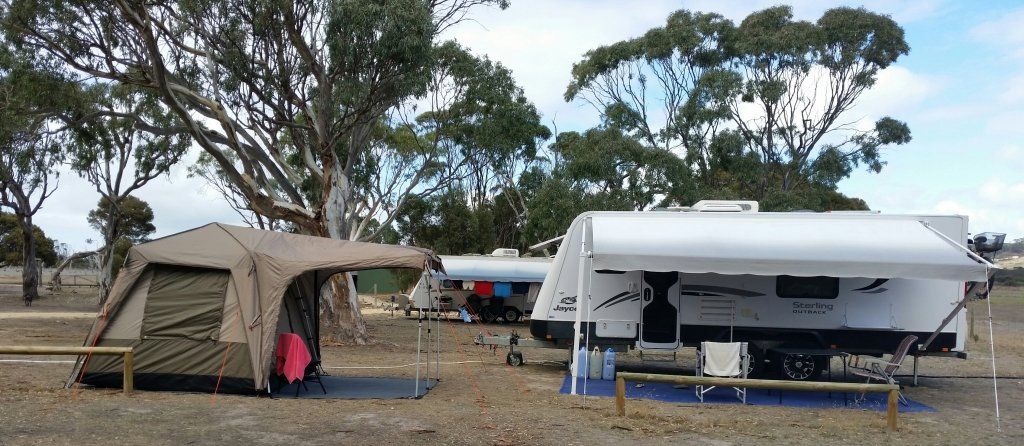 Laguna Camper Table. Caravan accommodation. Aircamp для машины. Sawadee Lagoon Camping.