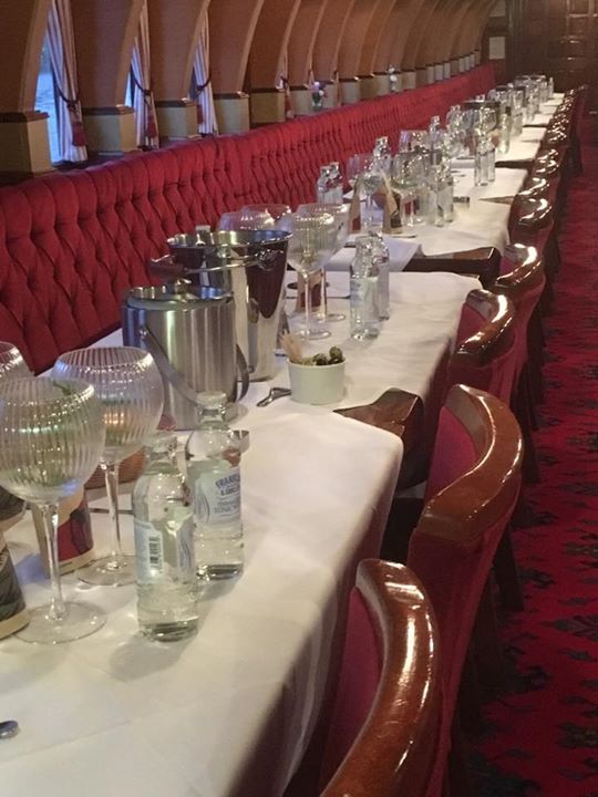 Gin Tasting Cruise on the Thames from Henley