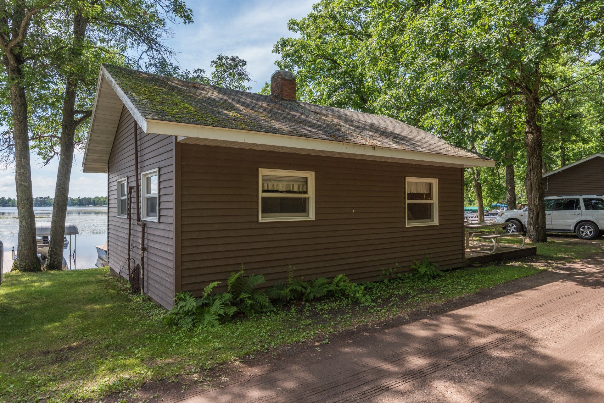 Cabin 13 Point Narrows Resort