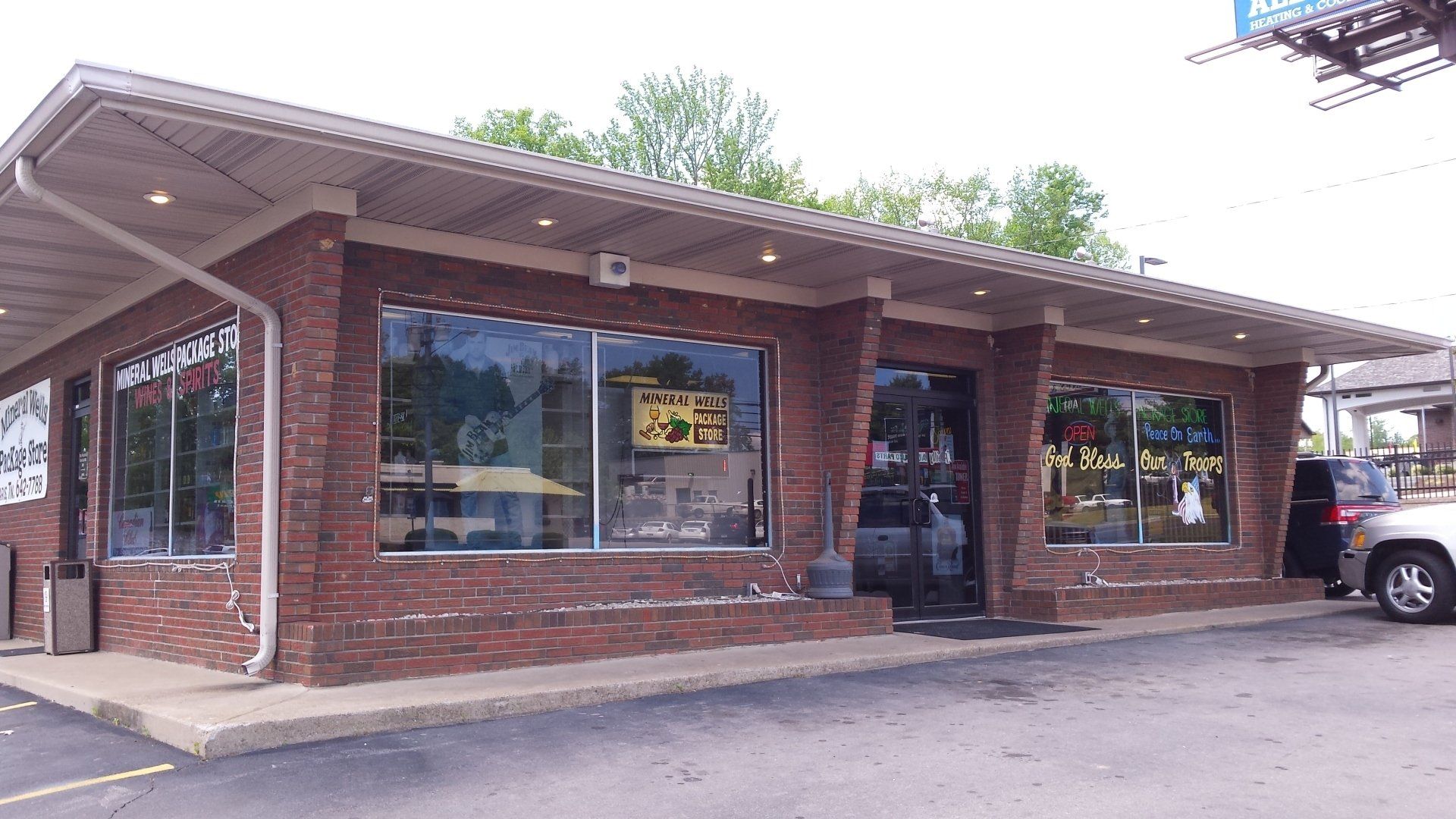 Mineral Wells Package Store Liquor Store &amp; More Paris, TN