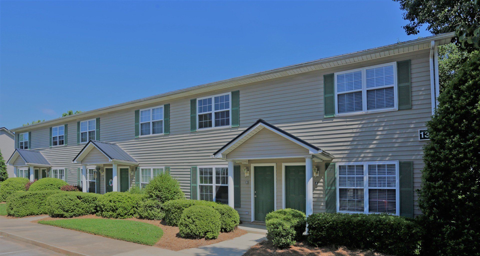 Greensboro, NC Apartments for Rent 5 Communities/430 Apartments!