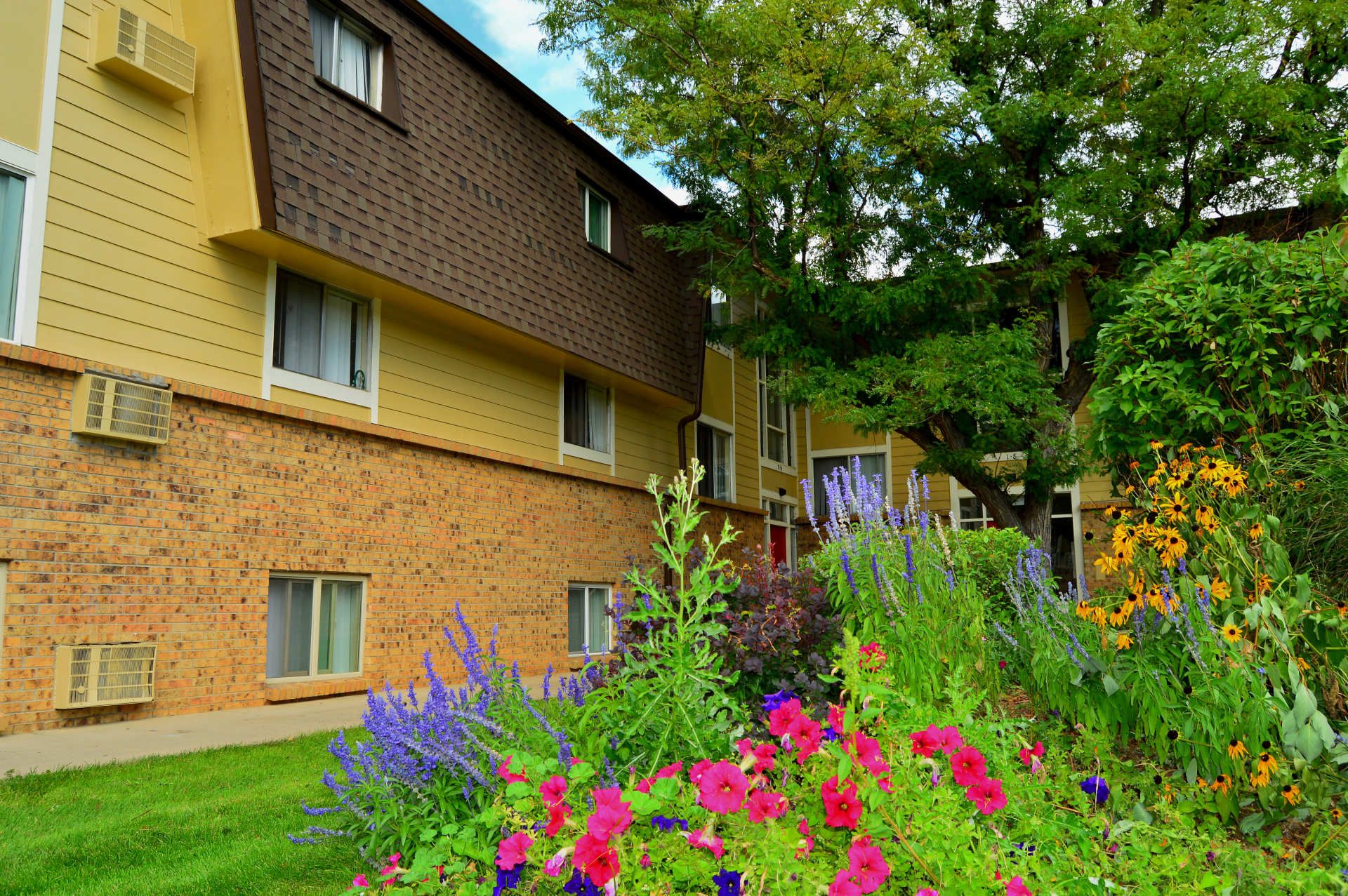 View Available Rental Units at Kipling Village in Wheat Ridge, Colorado