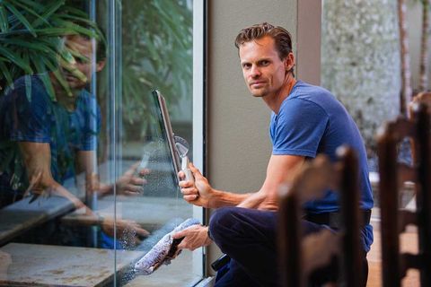 WINDOW CLEANING SUNSHINE COAST, NOOSA, MAROOCHYDORE, CALOUNDRA