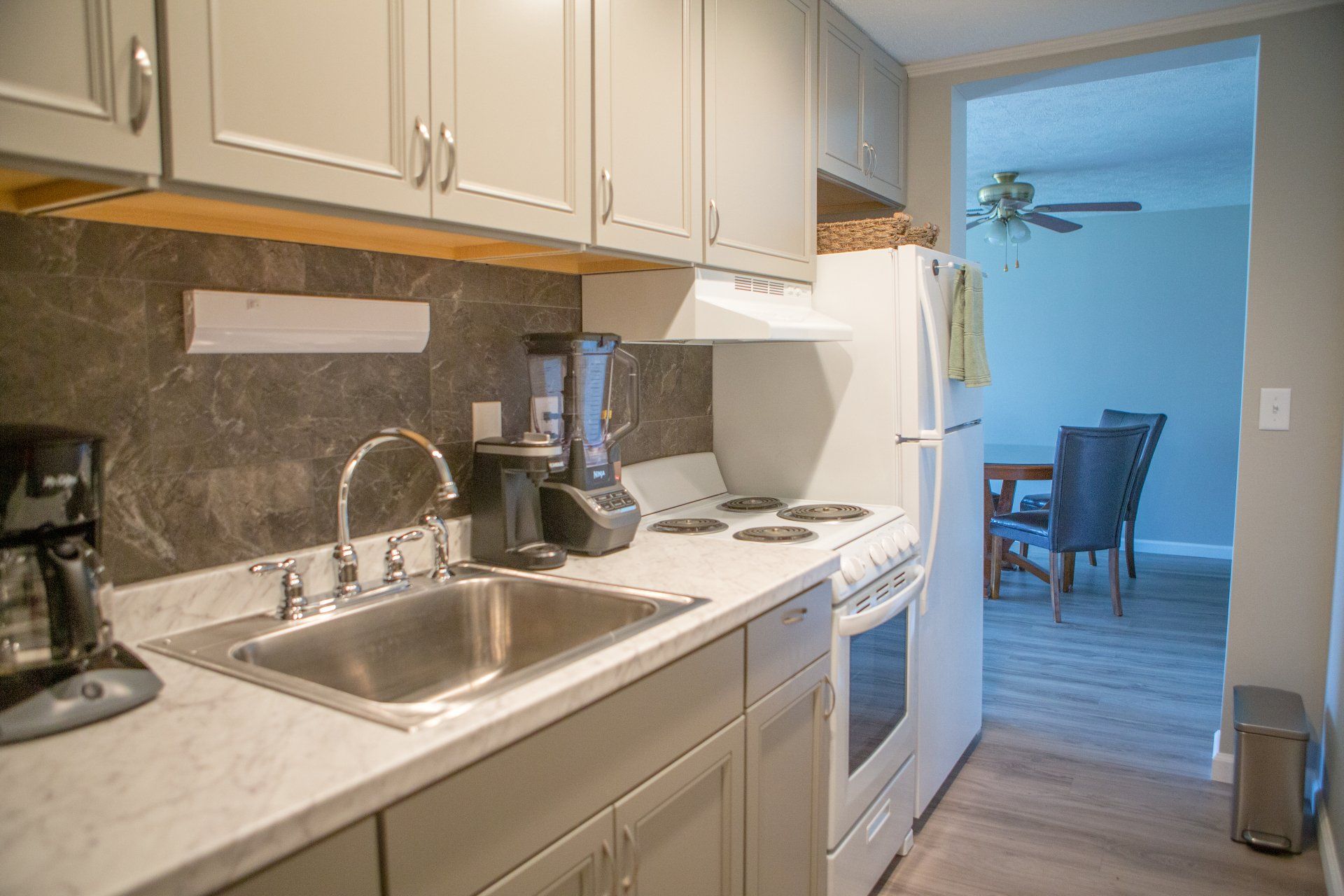 Plumwood Apartments Aspen Management