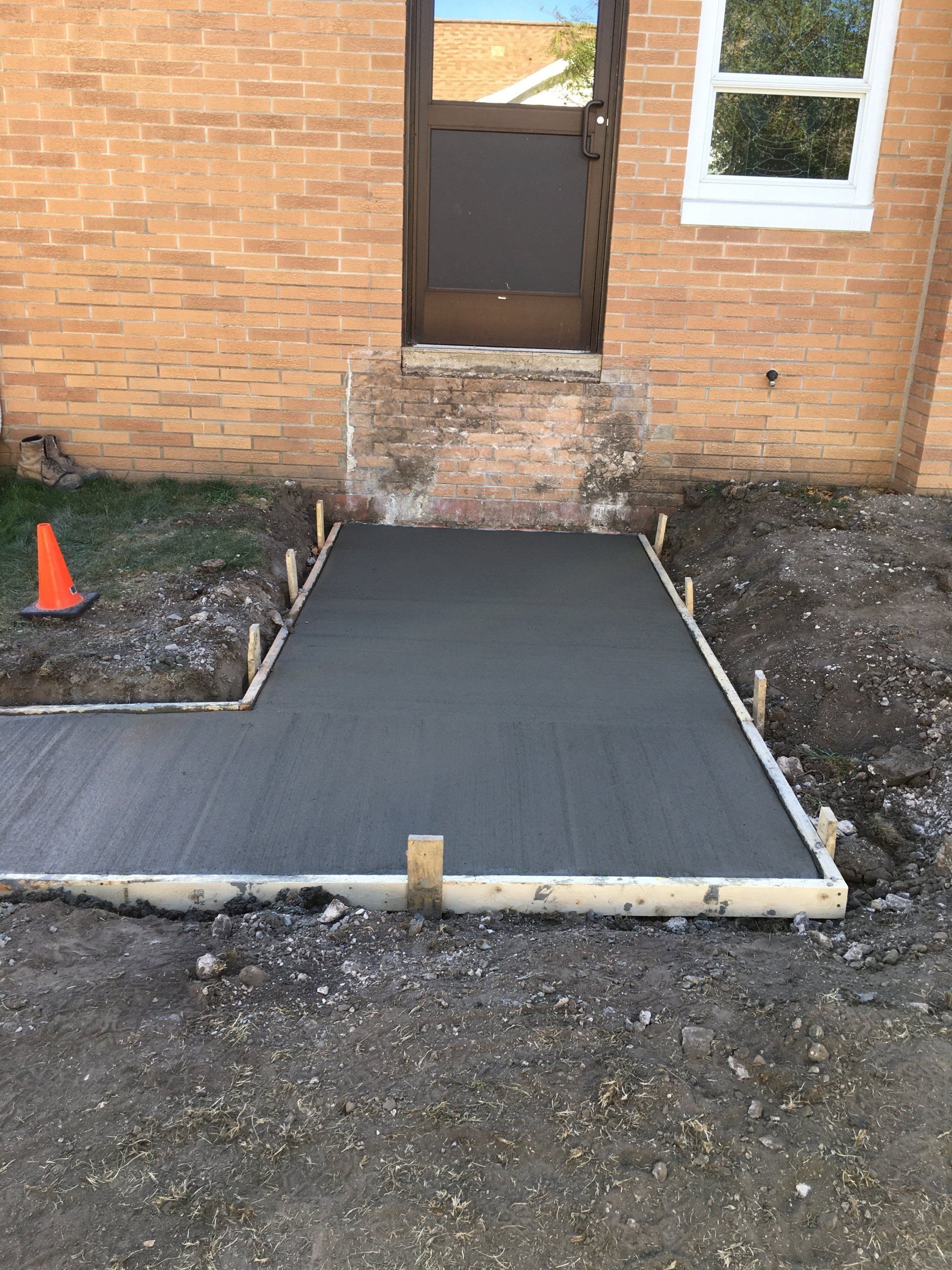 Precast Concrete Step Pads