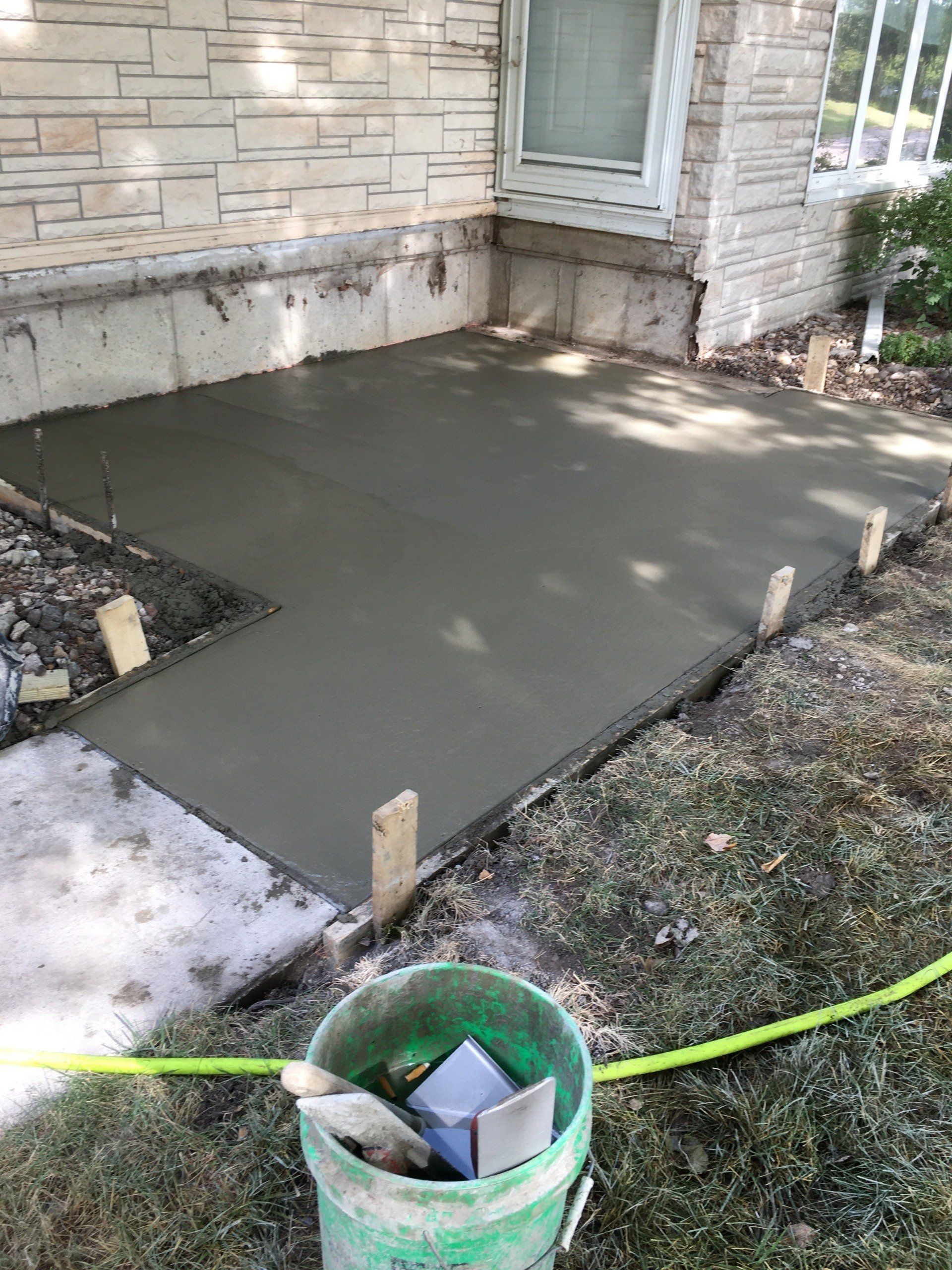 Precast Concrete Step Pads