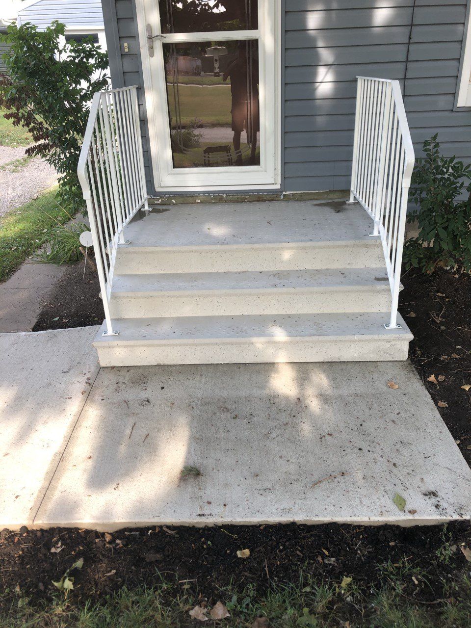 Precast Concrete Step Pads