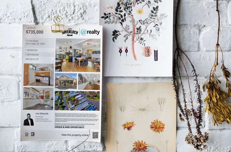 15 Falls Creek Fish Creek Crochure