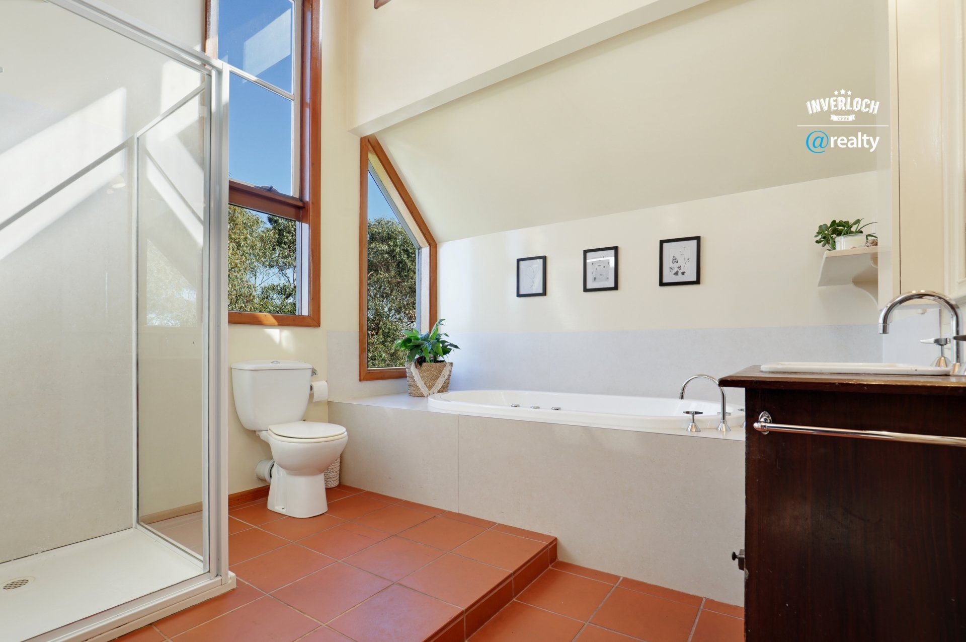 5300 Bass highway For Sale, Inverloch Real Estate Agent,Inverloch 3996,Hot Properties,Ranch,Equine Property,Horse Property,Acreage