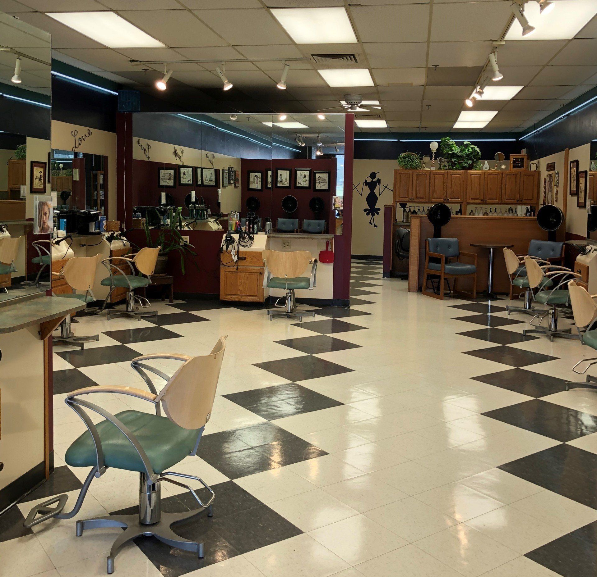 151 Hair Company Beauty Salon Onalaska, WI