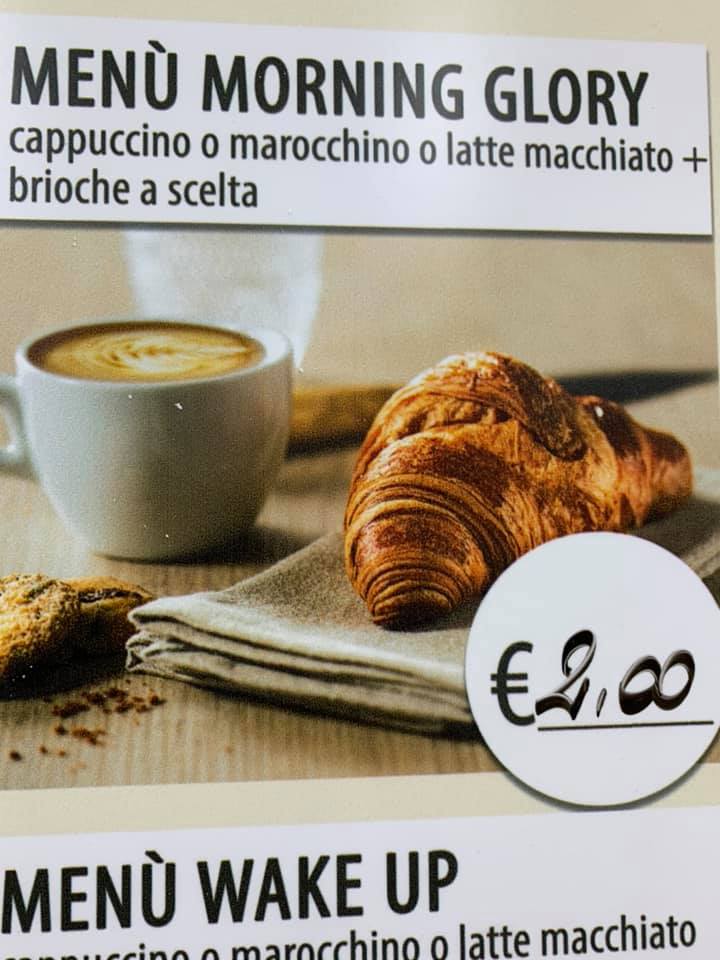 offerta cappuccino e cornetto