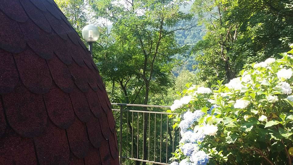 bungalow che si affaccia su una terrazza panoramica