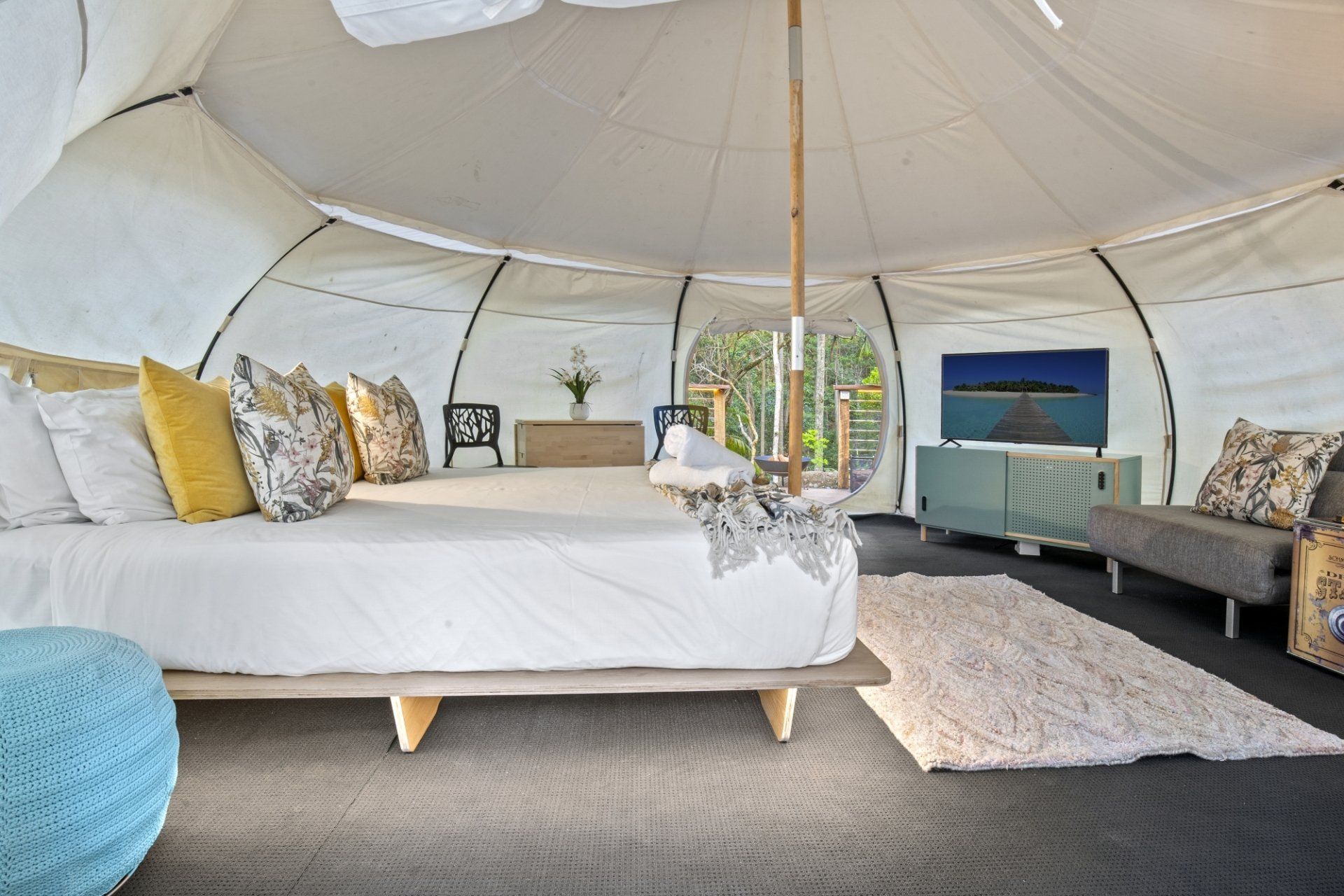Glamping Mt Tamborine Luxury Lotus Tents Thunderbird Park, QLD