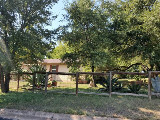 House In Austin Tx 5 Signs You May Need A Roof Repair