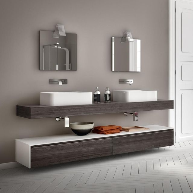 Accessori Bagno In Stile.Termoarredo San Felice A Cancello Ce La Maison Delle Ceramiche