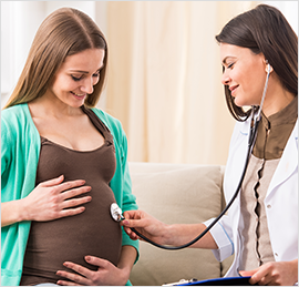 futura madre en atención médica