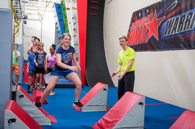 Ninja Warrior Course St Cloud Mn Airmaxx Trampoline Park St Cloud Mn