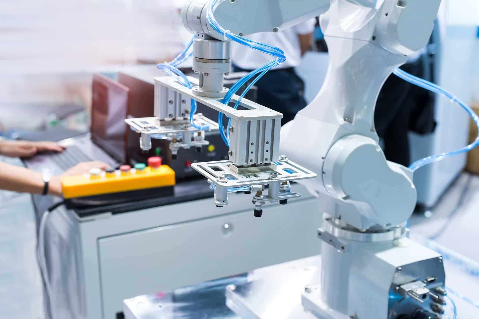 Riparazione e vendita ricambi per aspirapolvere: Magnani Centro Servizi a Cesena