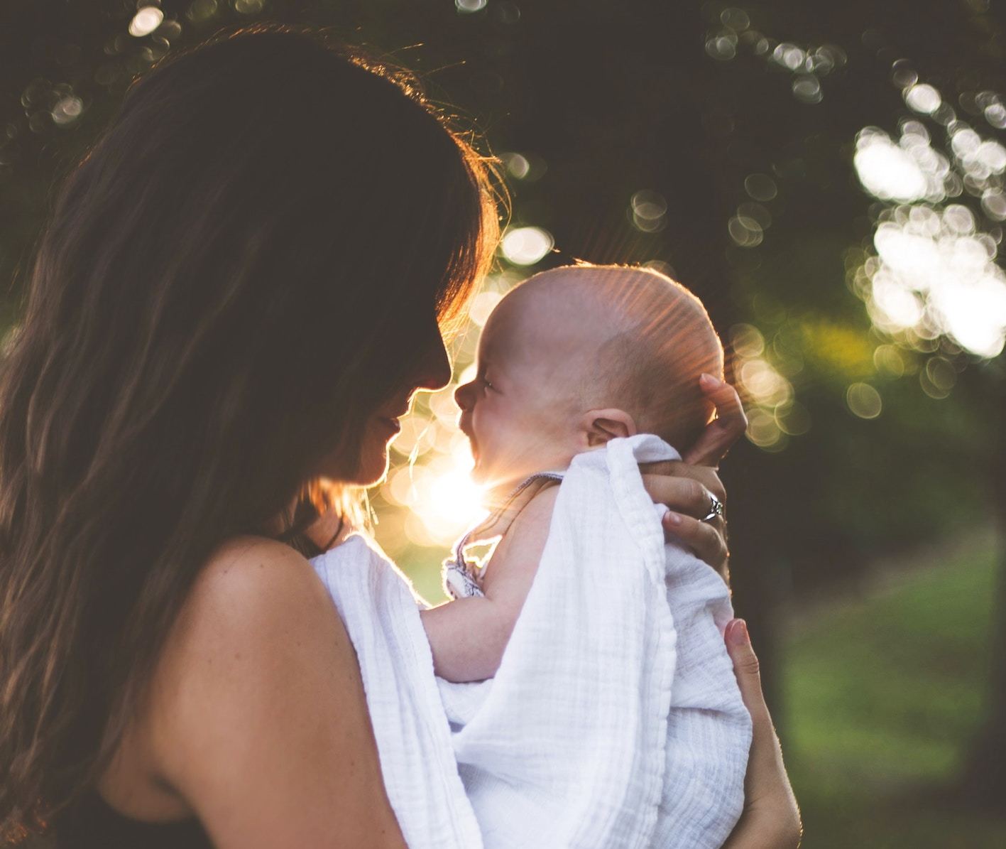 What to Eat and Drink While Breastfeeding | Grow Medical