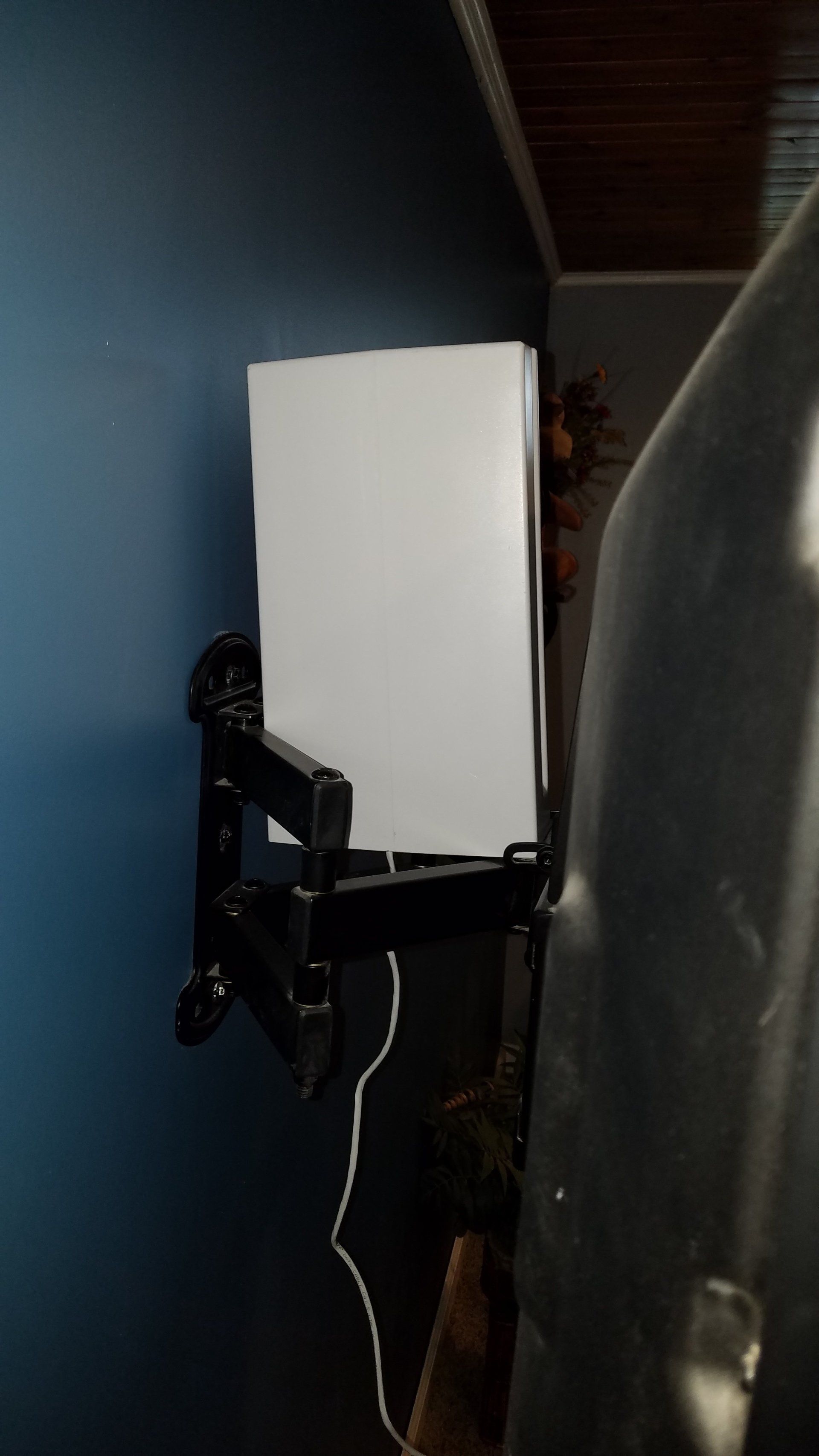 Our Traditional Wireless Barn Camera requires no and displays