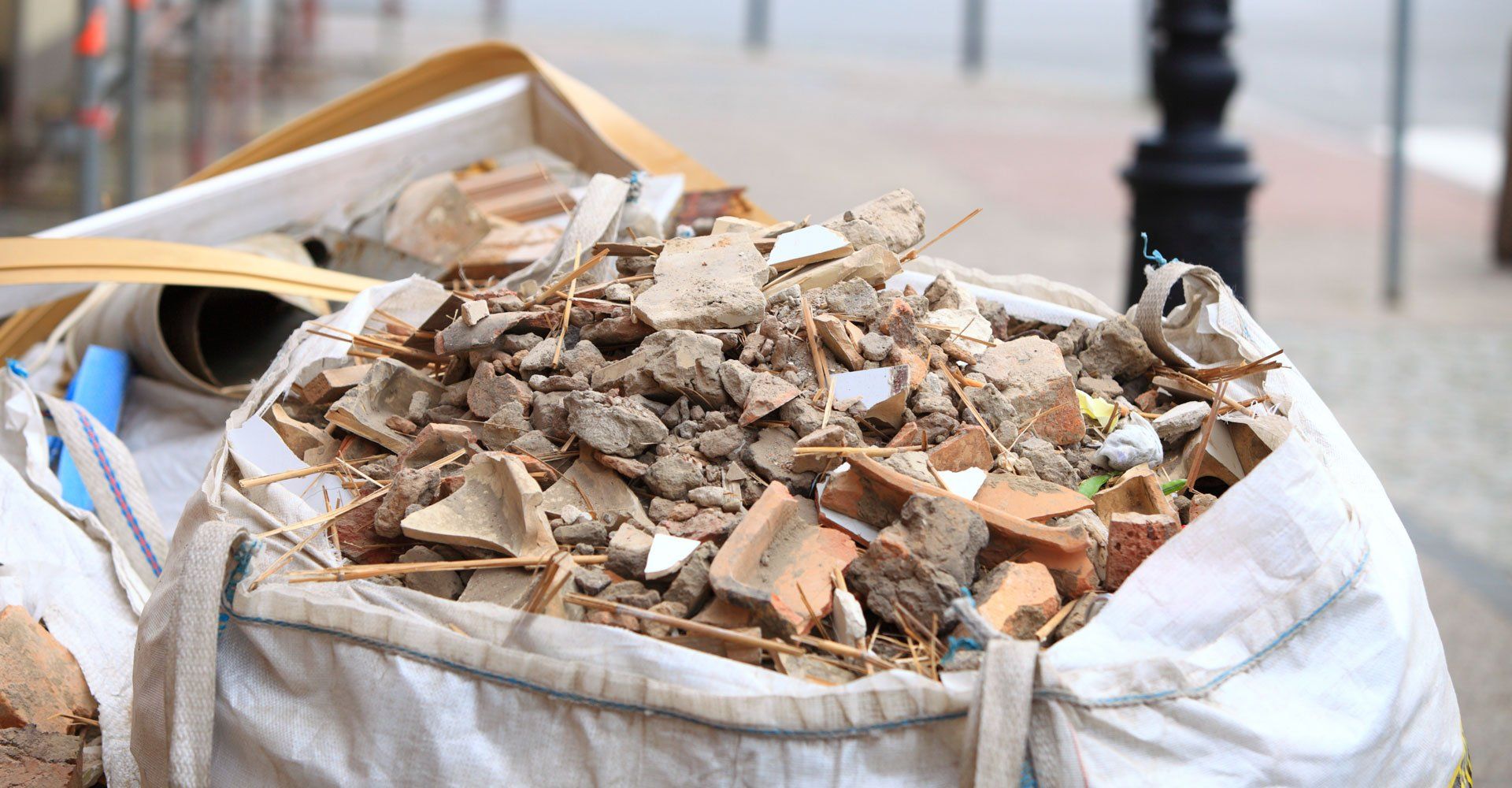 MJ Rubbish Removals offering rubbish clearance in Newport and Cardiff