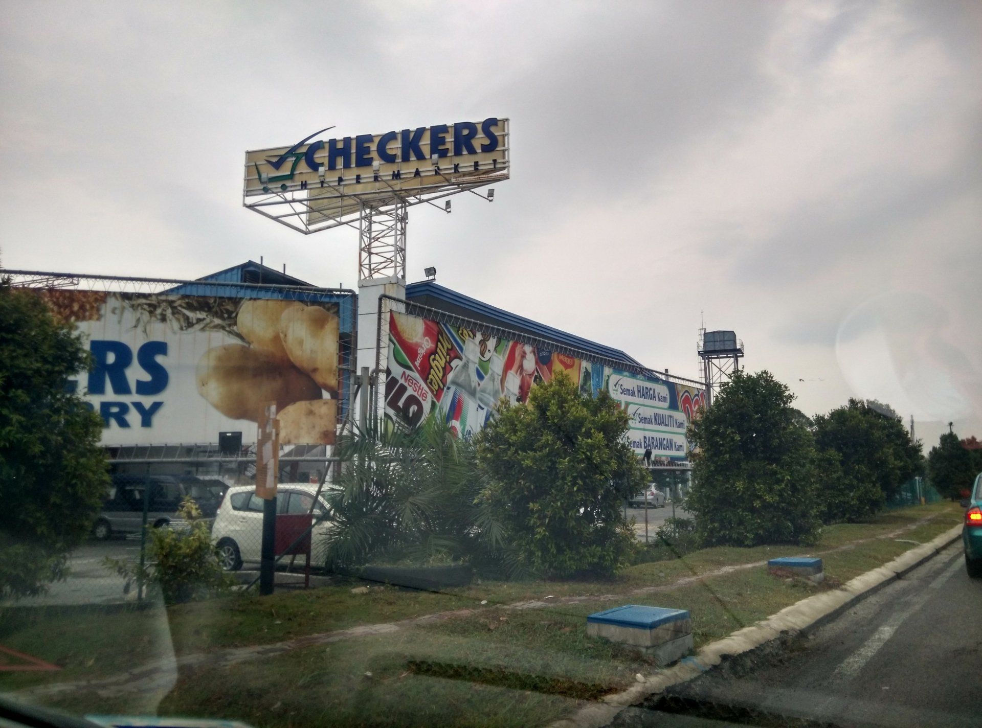 checkers hypermarket shah alam
