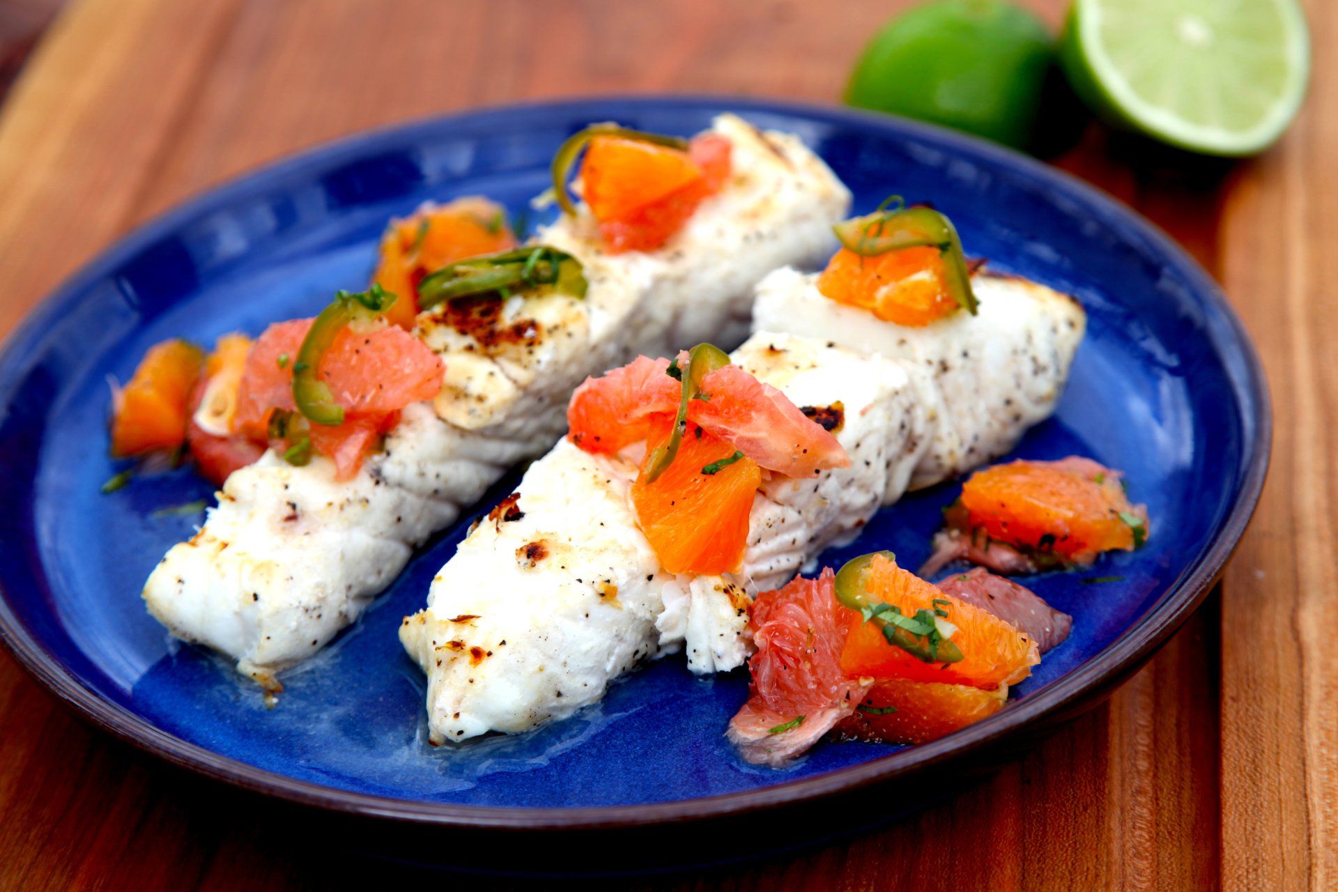 Grilled Mahi Mahi with Roasted Jalapeño Salsa