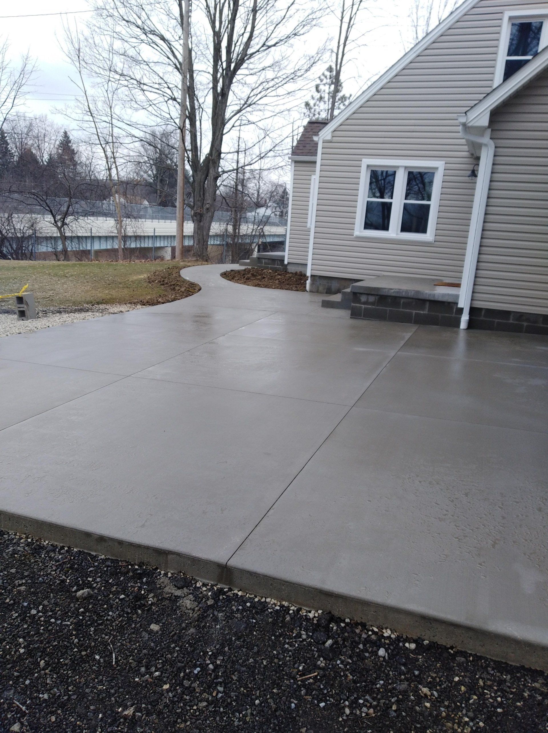 Concrete Walkways Youngstown, OH Russo's Quality Concrete Inc.