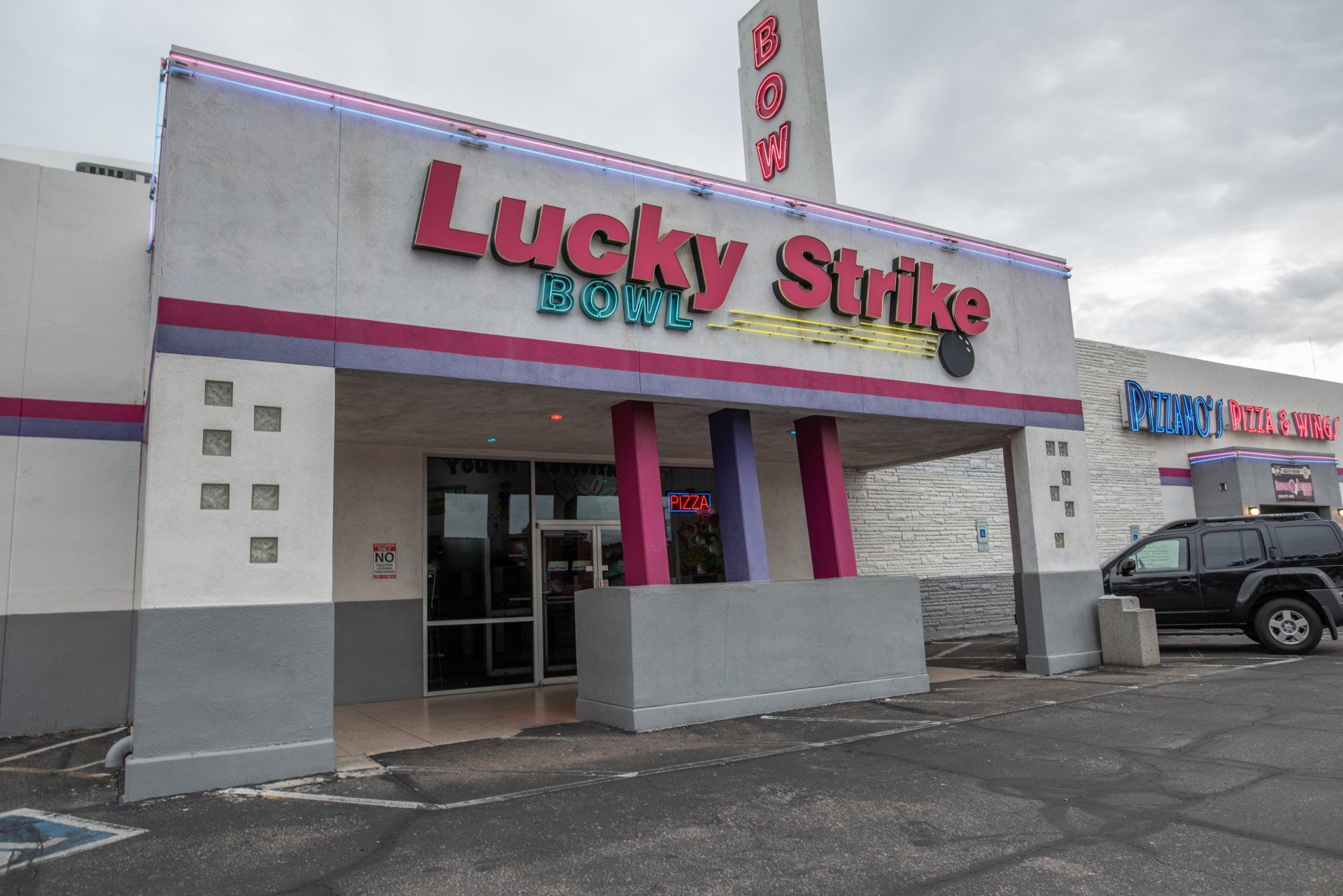 lucky strike birthday party cost