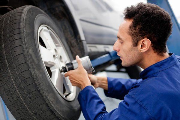 Tyre repairs and replacements | MSL Tyres Tyre repairs and replacements | MSL Tyres