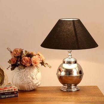 dressing room lamp