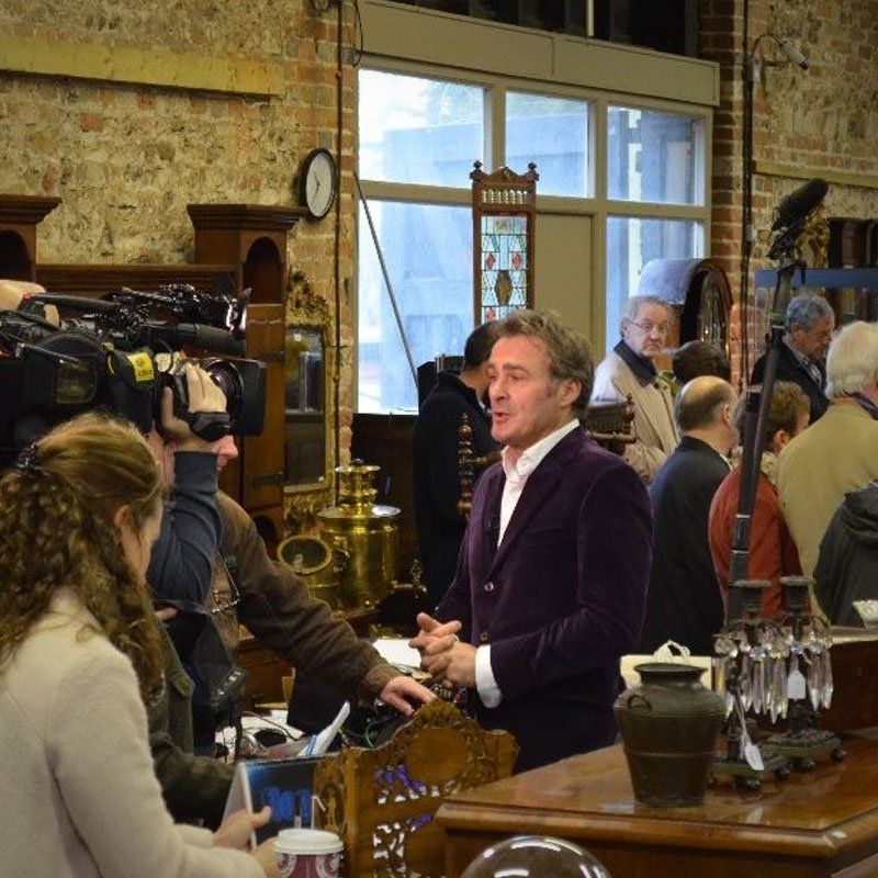 Antique auctions in Itchen Stoke