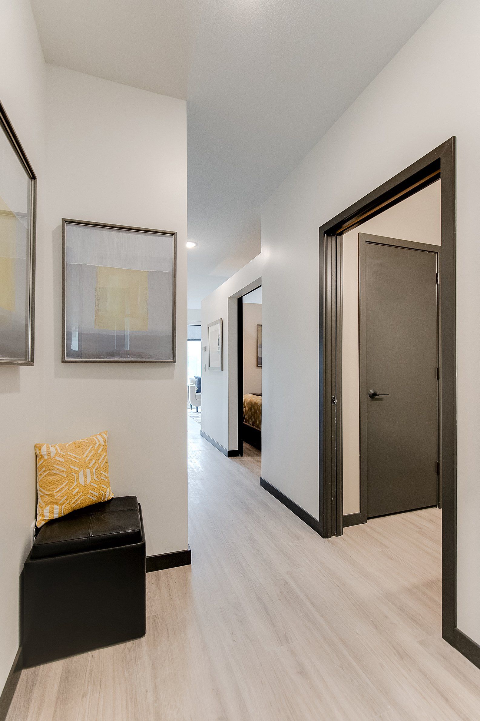 LynLake Uptown Minneapolis Apartment Gallery Kolo Apartments