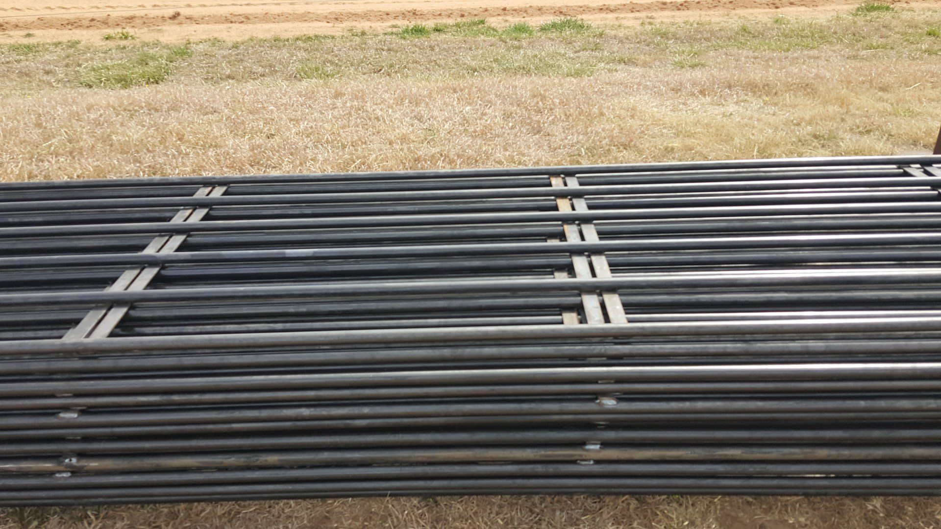 Continuous Fence Panels